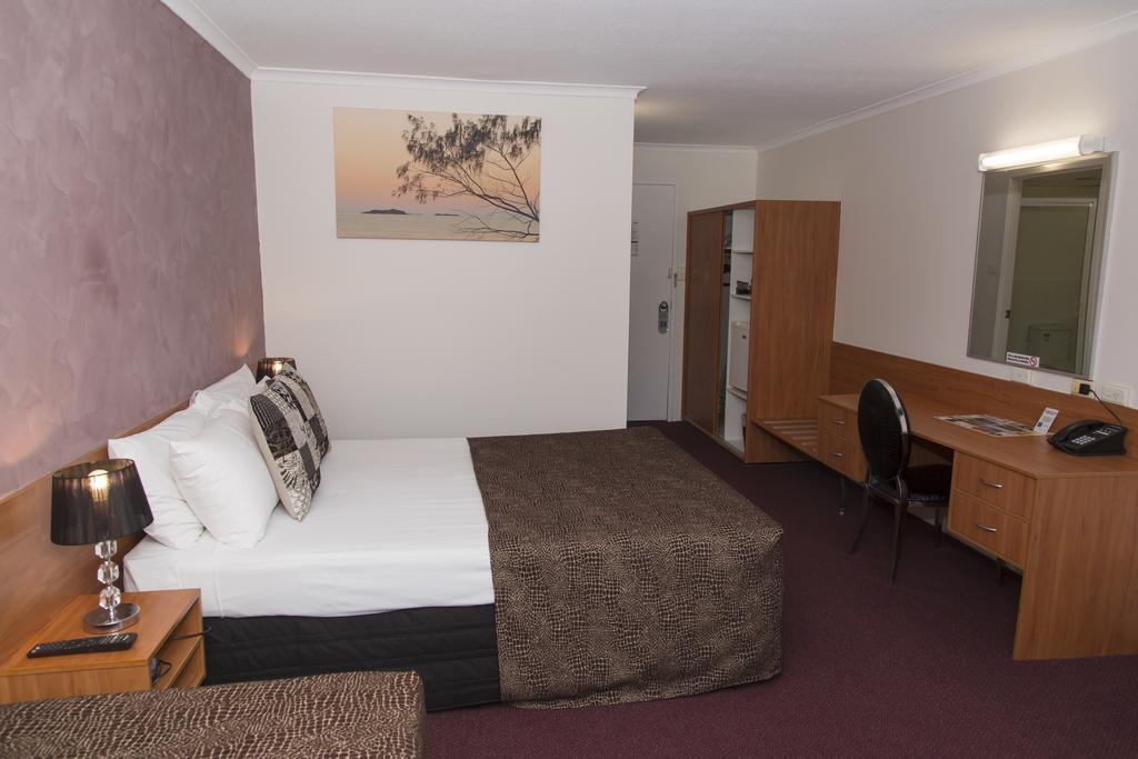 רוקהמפטון Hampton Villa Motel מראה חיצוני תמונה