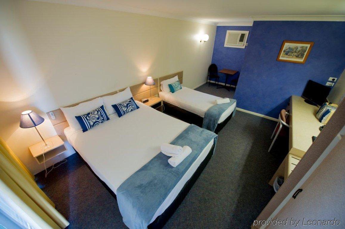 רוקהמפטון Hampton Villa Motel מראה חיצוני תמונה