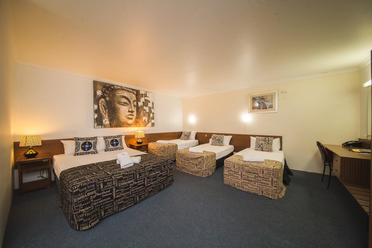 רוקהמפטון Hampton Villa Motel מראה חיצוני תמונה