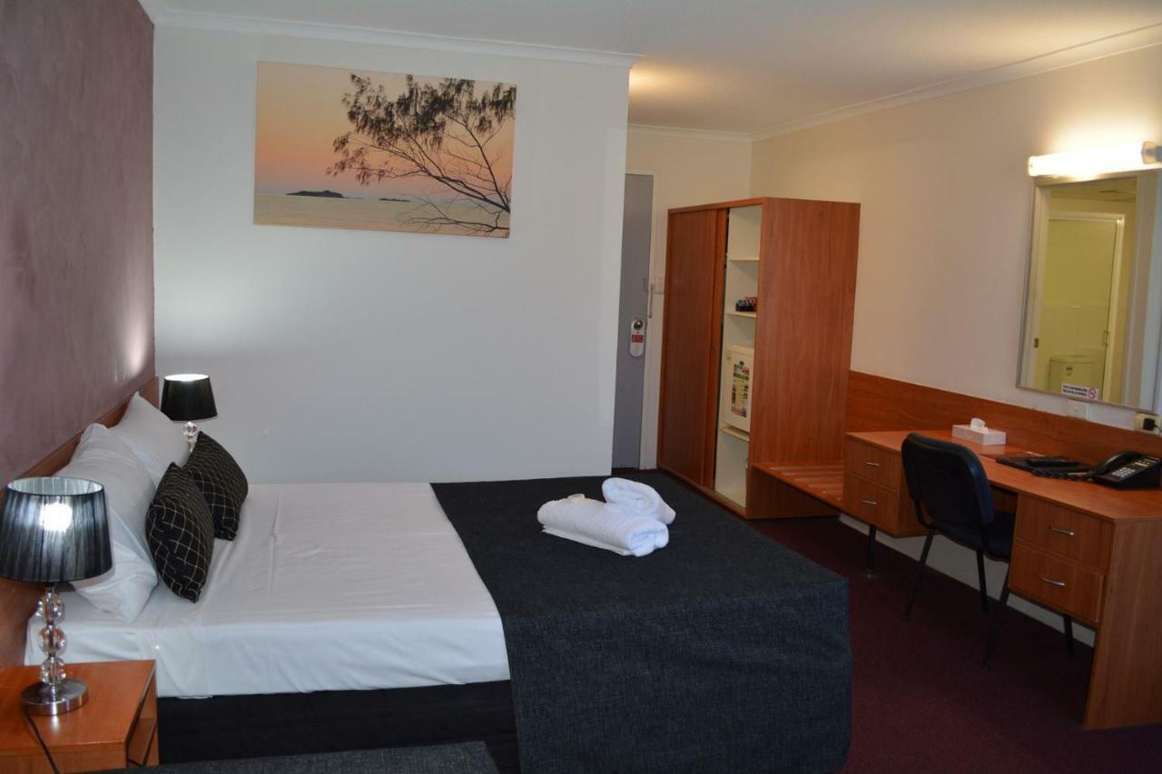 רוקהמפטון Hampton Villa Motel מראה חיצוני תמונה